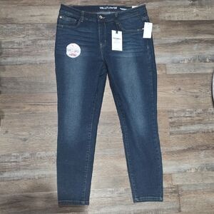 Wallflower Women's Deep Indigo Skinny Jeans